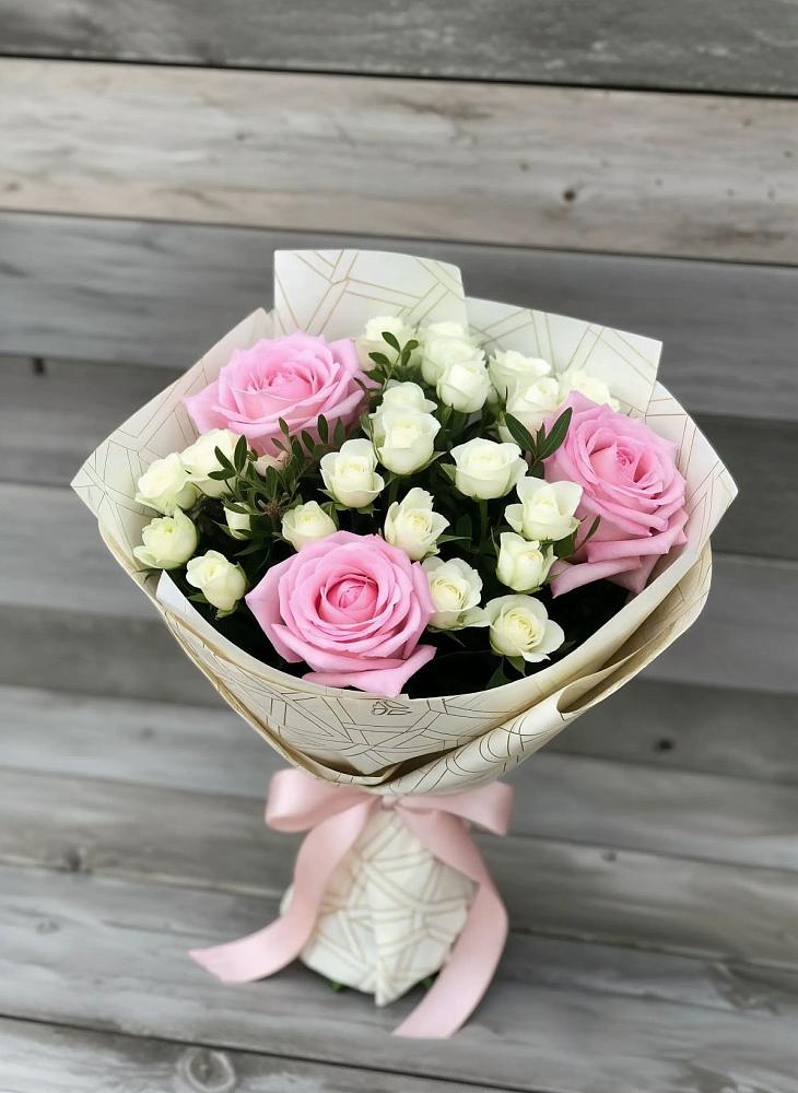 Букет цветов из: Розы в Пироговском