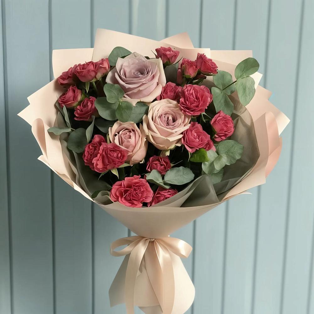 Букет цветов из: Гвоздики и Розы в Пироговском