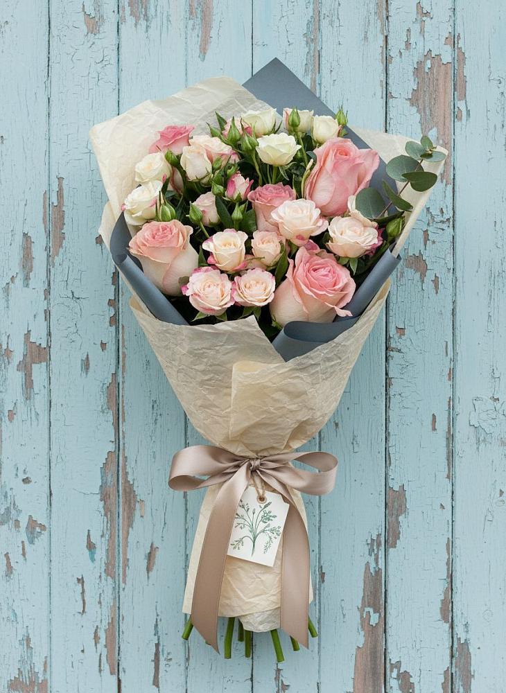 Букет цветов из: Розы в Пироговском