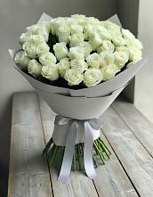 Букет 35 Белых роз в Пироговском