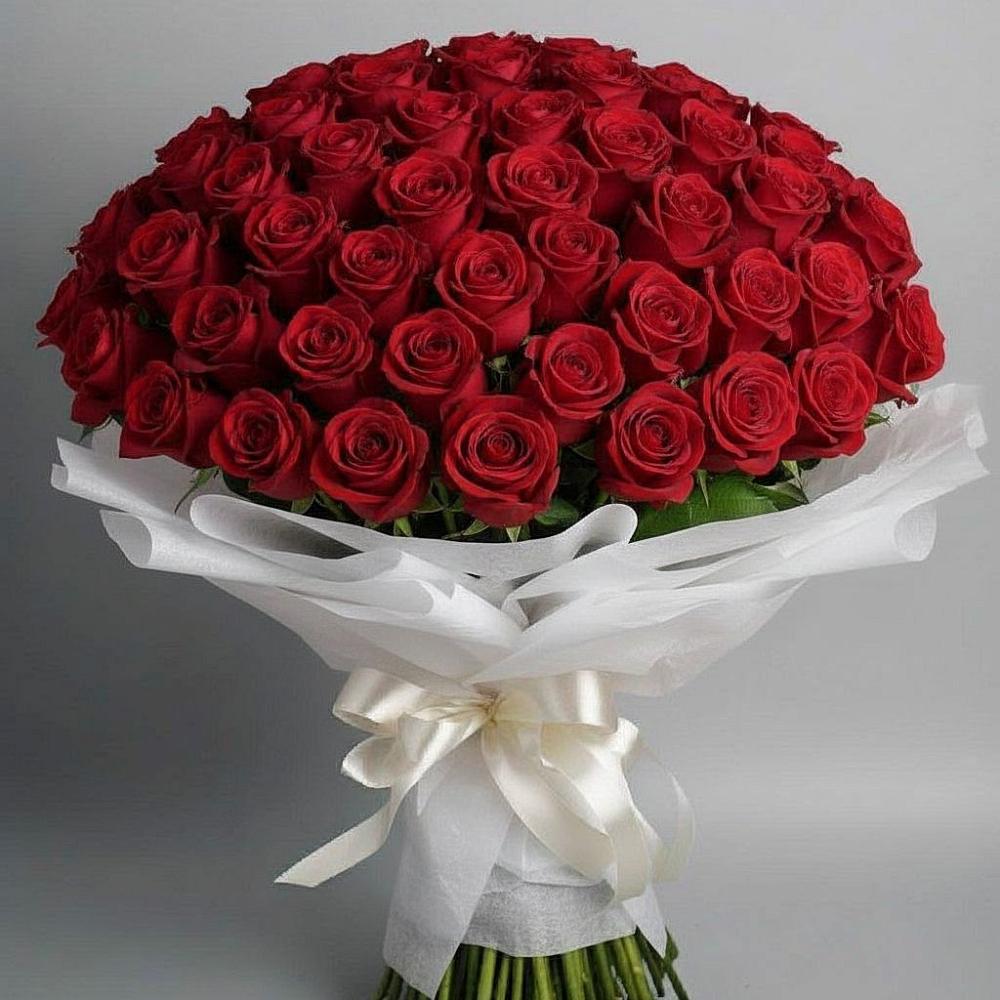 Букет 101 Красная роза Блэк Мэджик в Пироговском