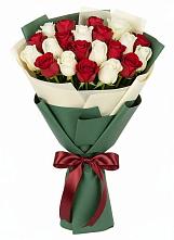 Букет Микс из красных и белых роз #REPLACE_PRED# Пироговском