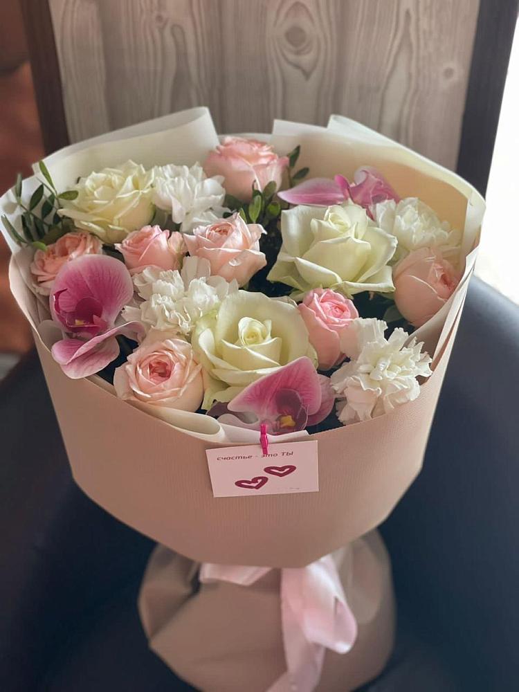 Букет цветов из: Орхидеи, Розы и Гвоздики в Пироговском