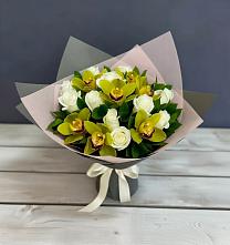 Букет цветов из:  Орхидеи и Розы в Пироговском