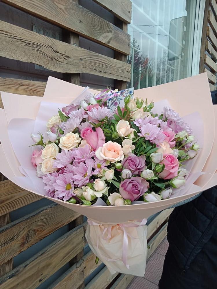 Букет цветов из: Розы и Хризантемы в Пироговском