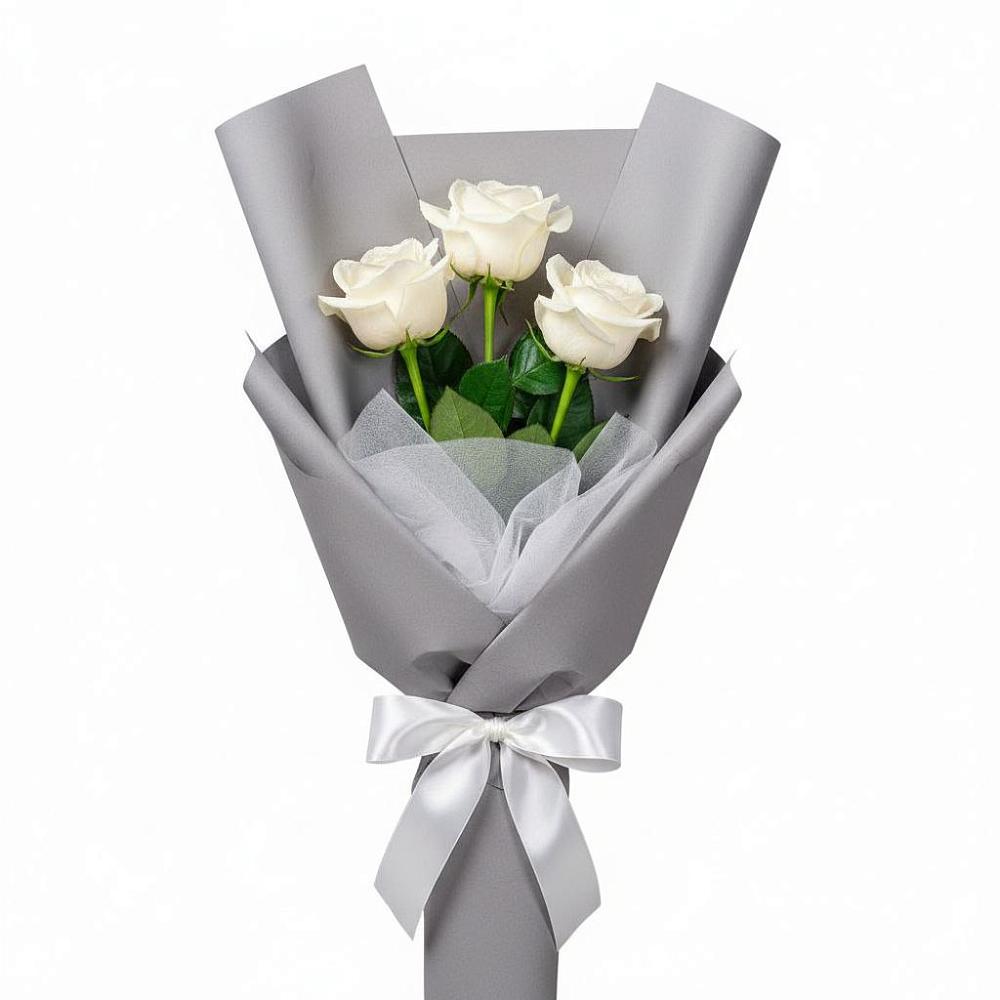 Букет 3 белые розы в Пироговском