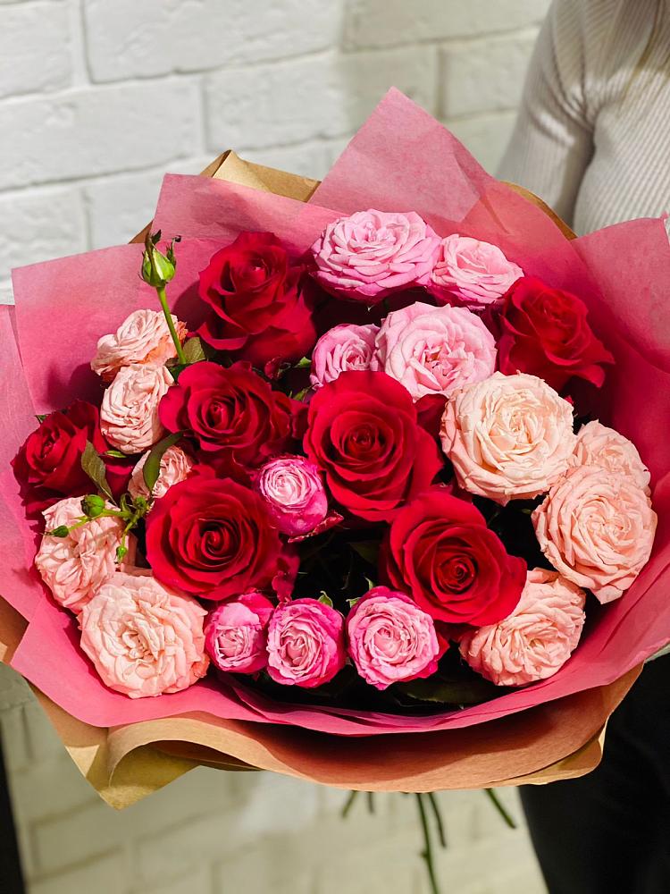 Букет цветов из: Розы в Пироговском