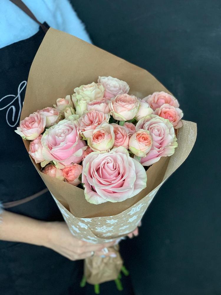 Букет цветов из: Хризантемы и Розы в Пироговском