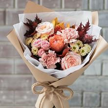 Букет цветов из:  Гвоздики, Хризантемы и Розы в Пироговском