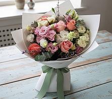 Букет цветов из:  Розы, Лизиантусы и Гвоздики в Пироговском