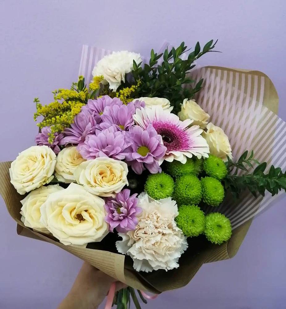 Букет цветов из: Хризантемы, Розы, Гвоздики и Герберы в Пироговском