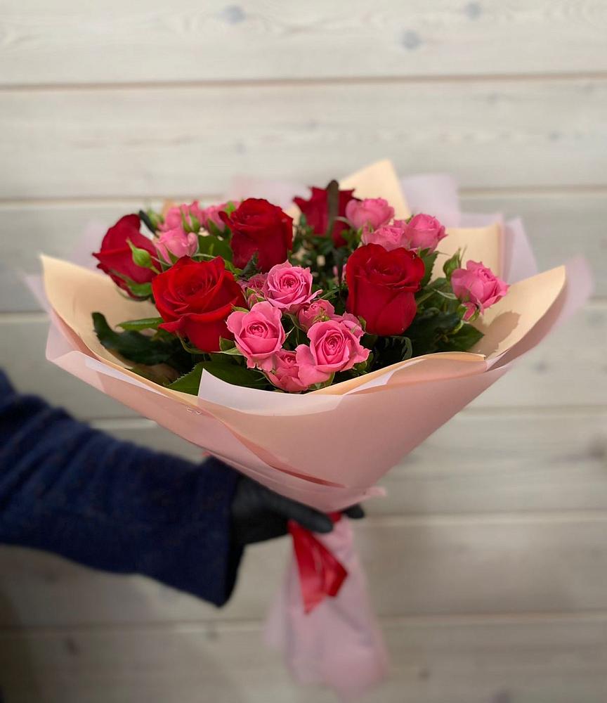 Букет цветов из: Розы в Пироговском