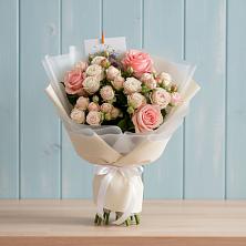 Букет цветов из:  Розы в Пироговском