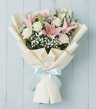 Букет цветов из:  Лилии в Пироговском