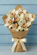 Букет цветов из:  Орхидеи и Розы в Пироговском