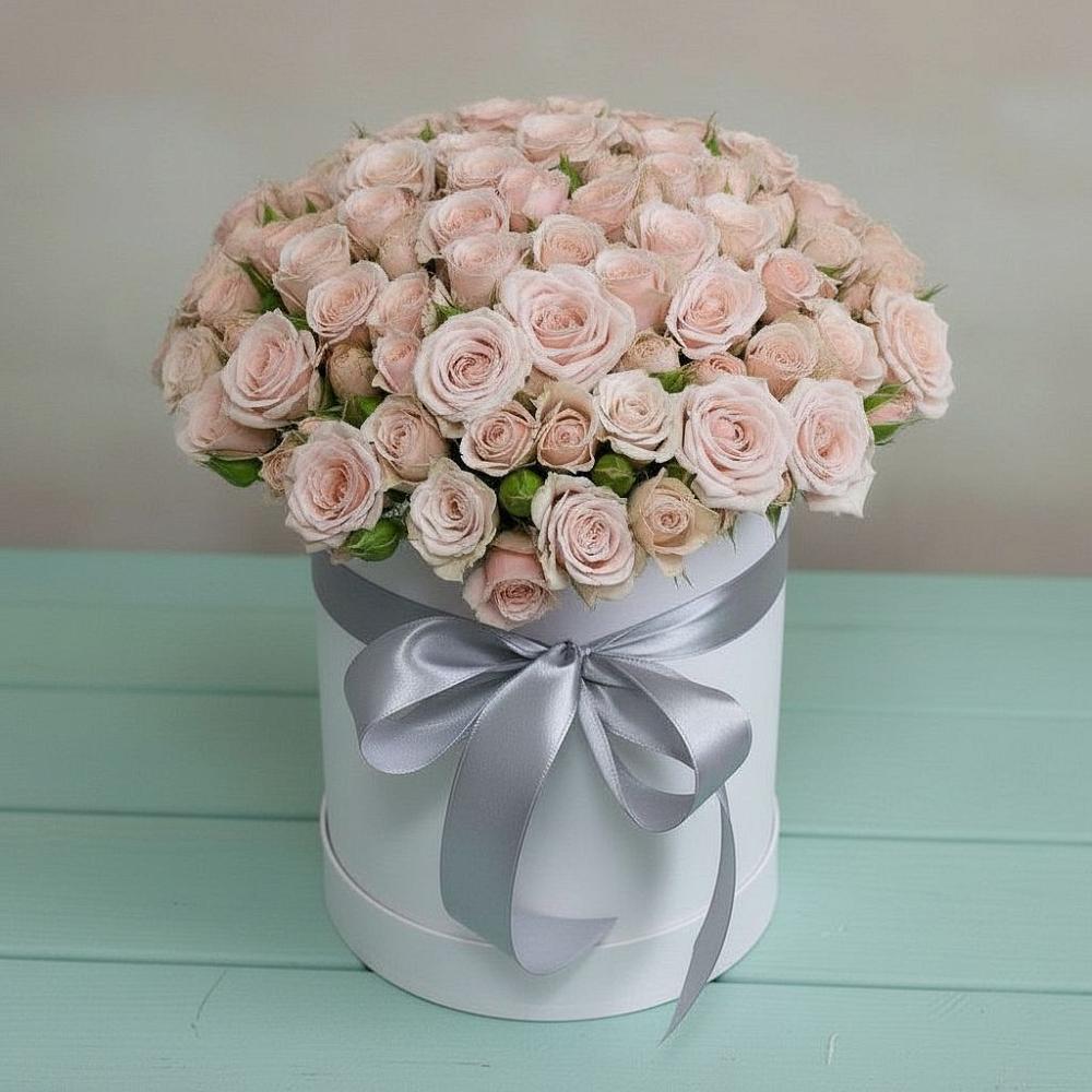 Цветочная композиция из Розы в шляпной коробке в Пироговском